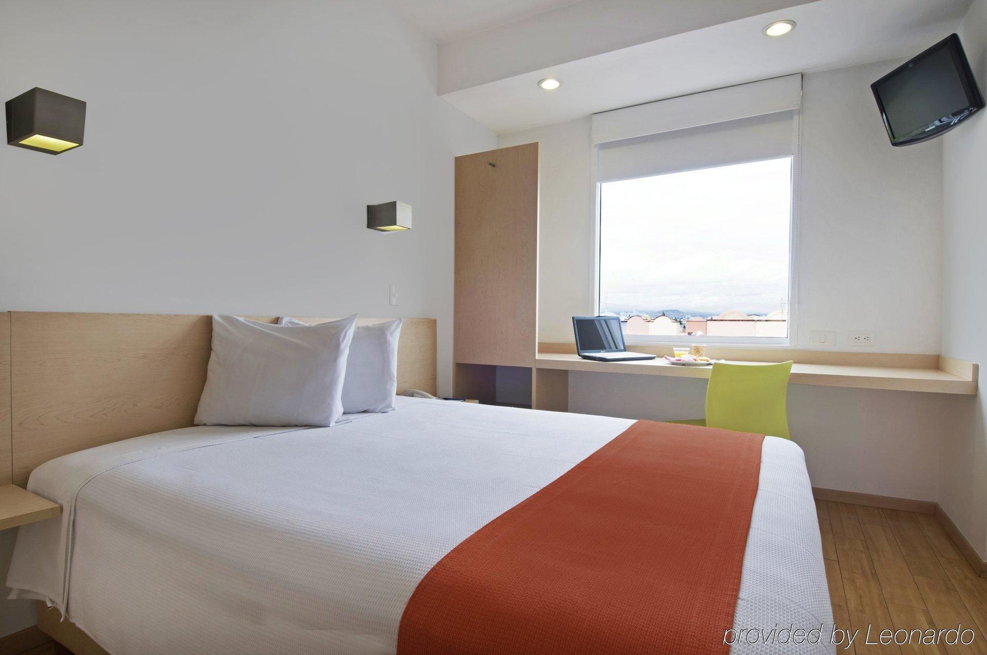 One Toluca Aeropuerto Hotel Стая снимка